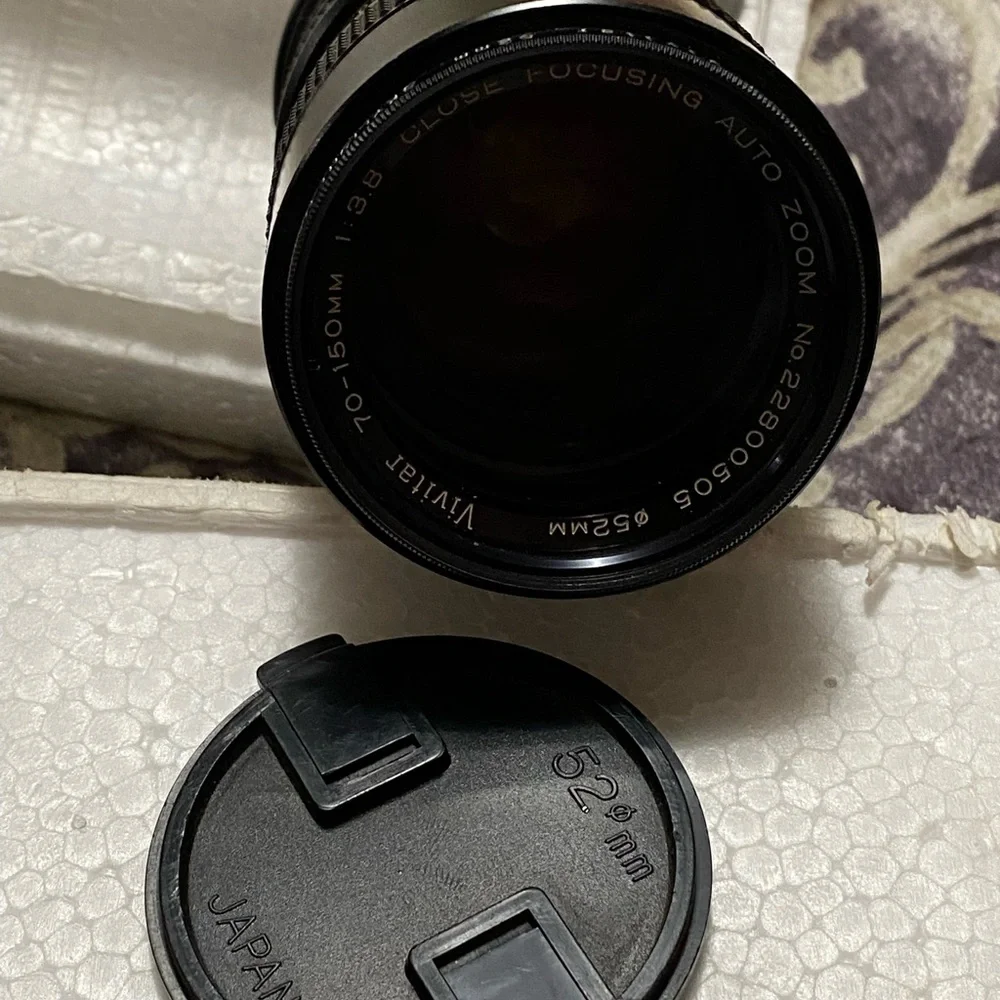 Vintage Vivitar 70mm-150mm f3.8 Close Focusing Auto Zoom 52MM Fixed Mount Lens